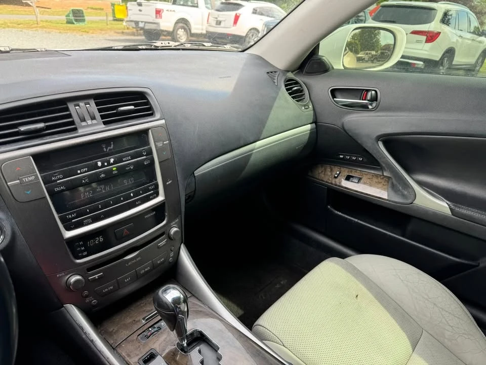 2012 Lexus IS 2nd Gen - Image 11 of 20