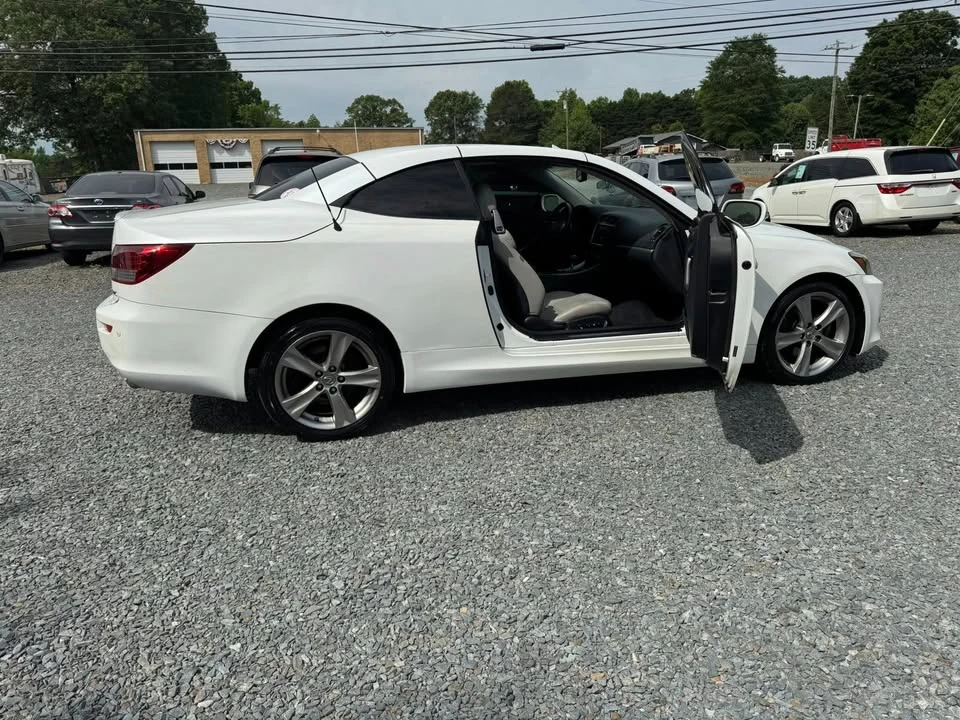 2012 Lexus IS 2nd Gen - Image 18 of 20