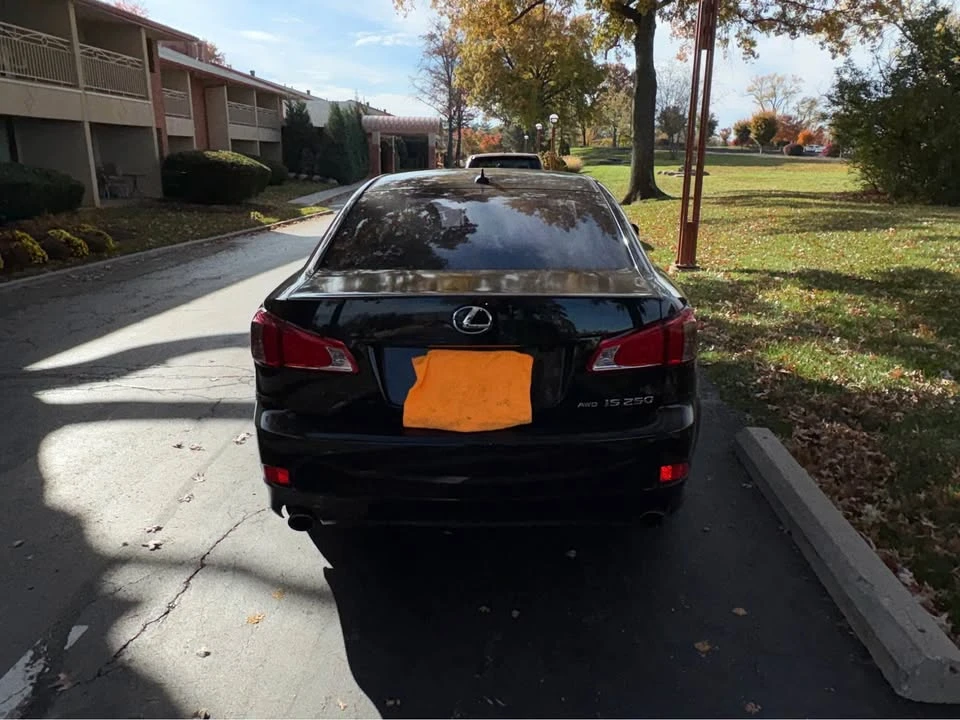 2012 Lexus IS 2nd Gen - Image 2 of 3