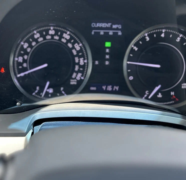 2012 Lexus IS 2nd Gen - Image 14 of 17