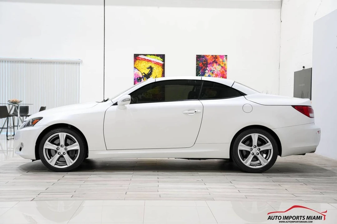 2012 Lexus IS 2nd Gen - Image 11 of 12
