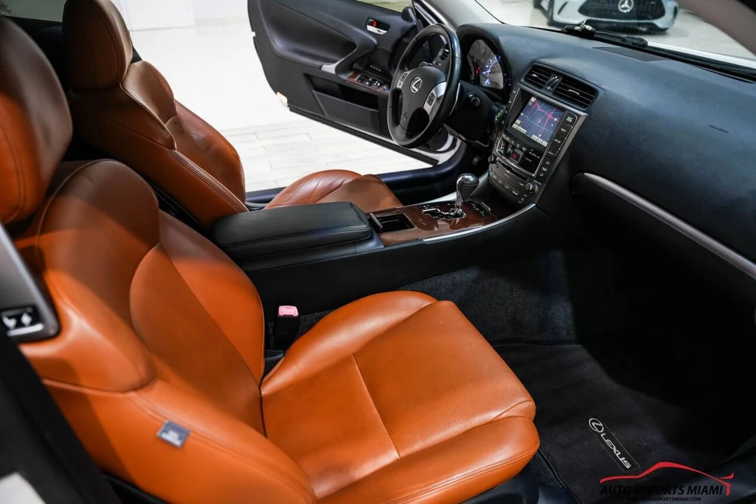 2012 Lexus IS 2nd Gen - Image 9 of 12