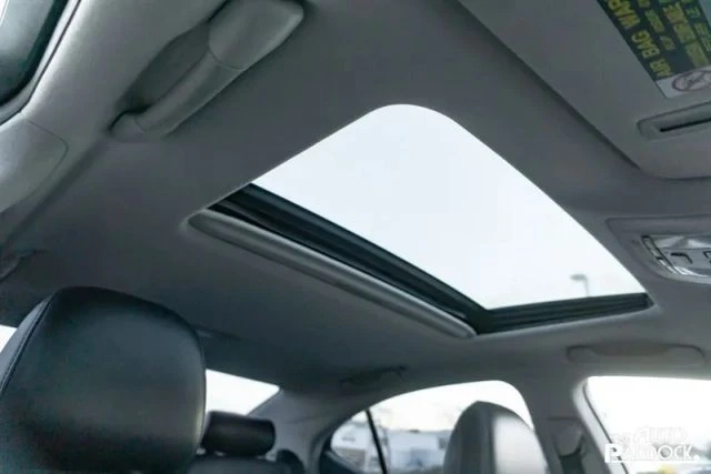 2012 Lexus IS 2nd Gen - Image 14 of 21