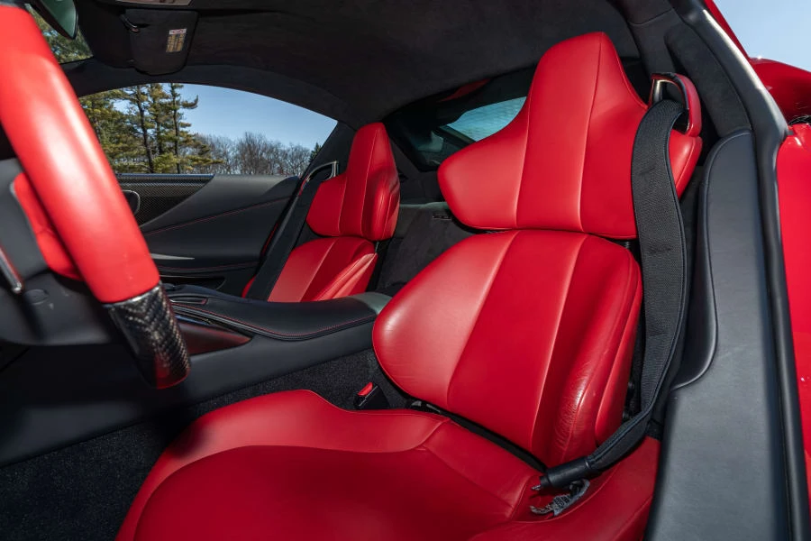 2012 Lexus LFA - Image 27 of 31