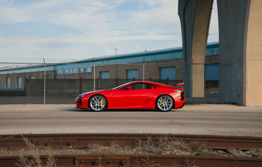 2012 Lexus LFA - Image 26 of 31