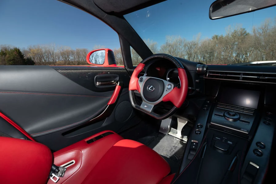 2012 Lexus LFA - Image 26 of 31