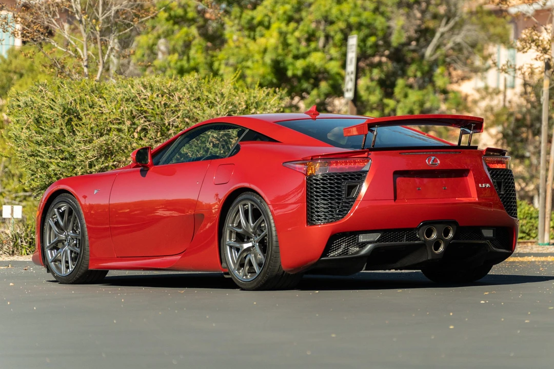 2012 Lexus LFA - Image 3 of 31