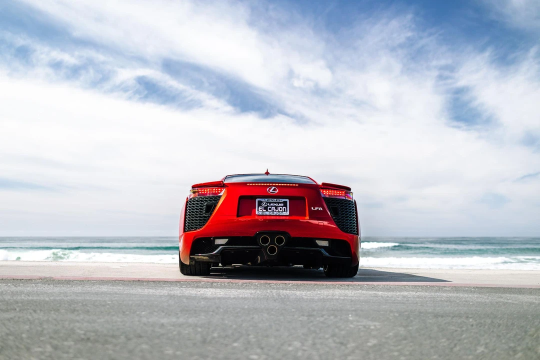 2012 Lexus LFA - Image 16 of 31