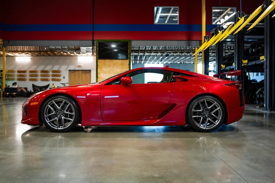 2012 Lexus LFA - Image 3 of 31