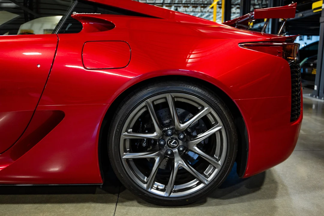 2012 Lexus LFA - Image 23 of 31