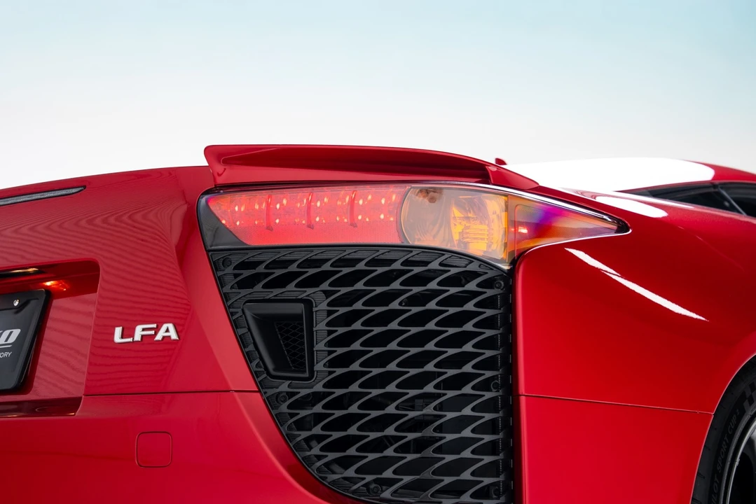 2012 Lexus LFA - Image 20 of 21