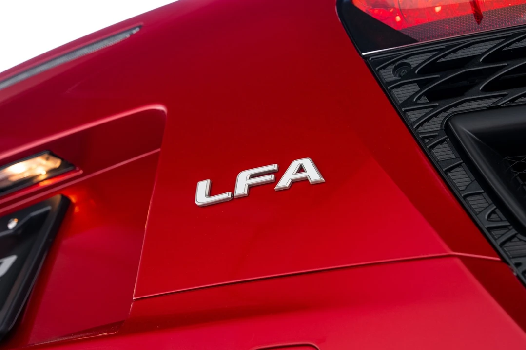 2012 Lexus LFA - Image 19 of 21