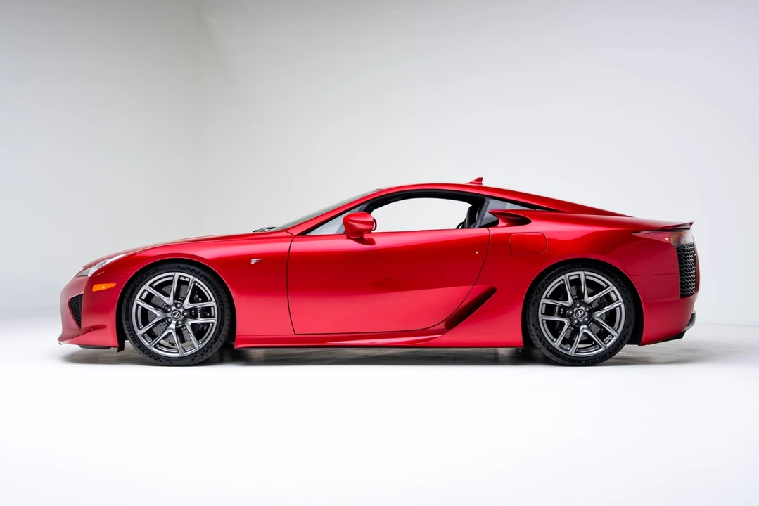 2012 Lexus LFA - Image 9 of 21