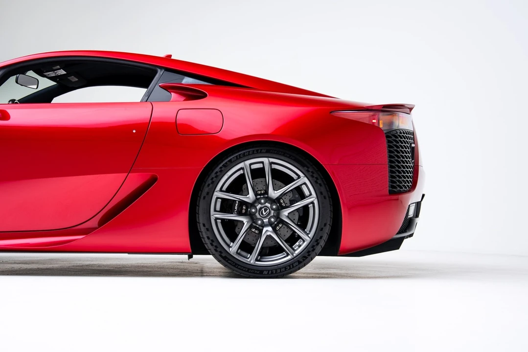 2012 Lexus LFA - Image 12 of 21