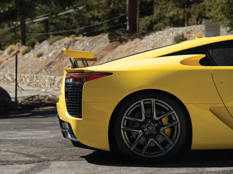 2012 Lexus LFA - Image 27 of 31