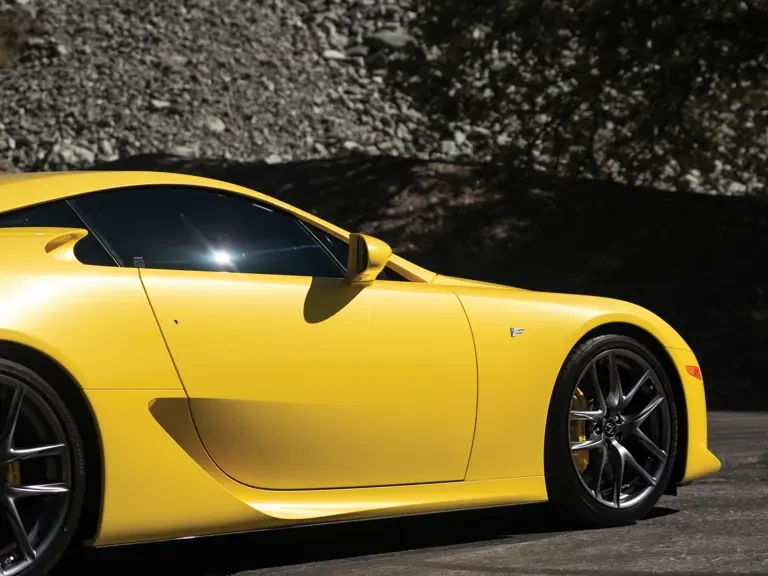 2012 Lexus LFA - Image 24 of 31