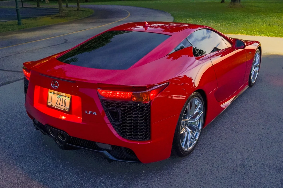 2012 Lexus LFA - Image 14 of 31