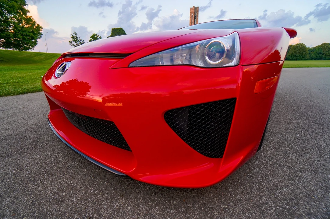 2012 Lexus LFA - Image 27 of 31