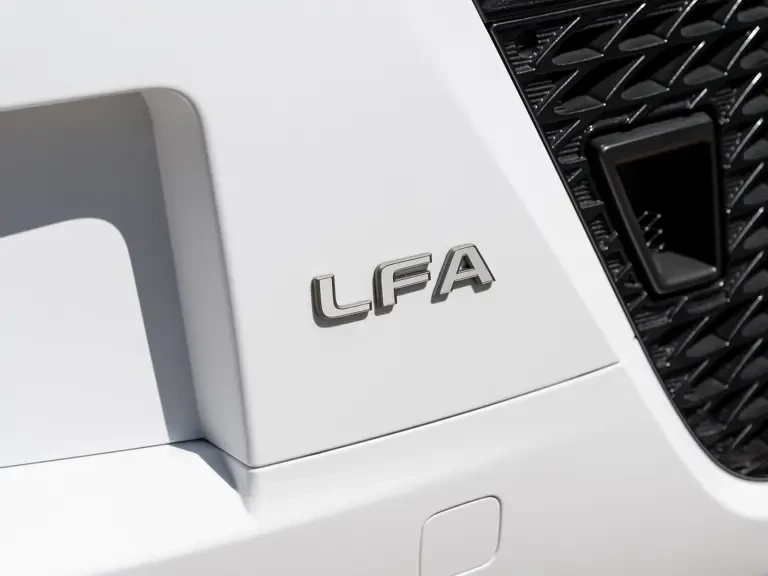 2012 Lexus LFA - Image 8 of 31