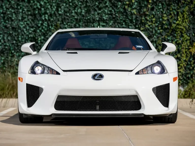 2012 Lexus LFA - Image 11 of 31