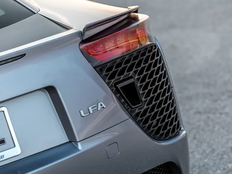 2012 Lexus LFA - Image 17 of 31
