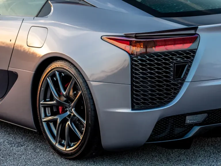 2012 Lexus LFA - Image 16 of 31