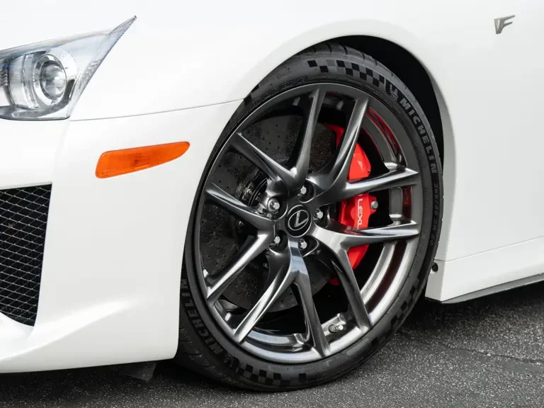 2012 Lexus LFA - Image 22 of 31