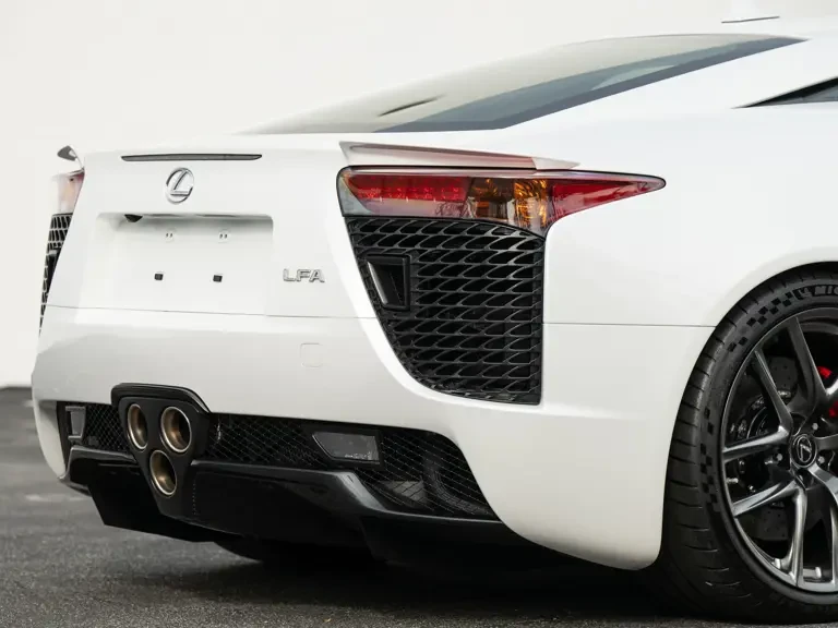 2012 Lexus LFA - Image 26 of 31