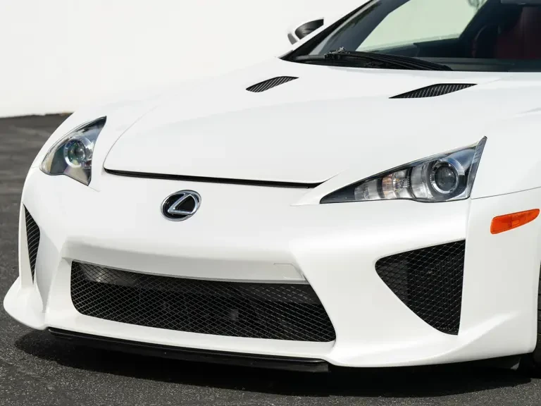 2012 Lexus LFA - Image 11 of 31