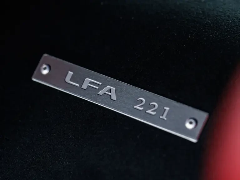 2012 Lexus LFA - Image 23 of 31