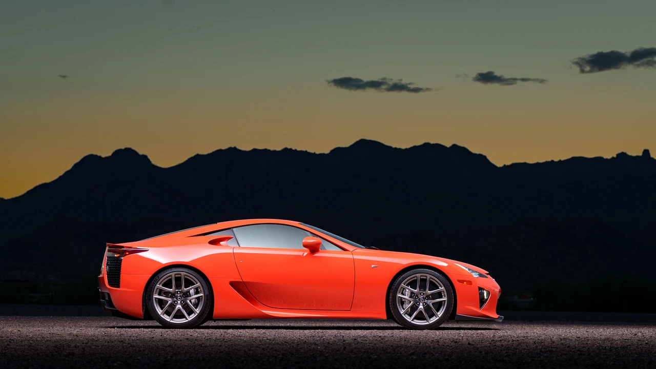2012 Lexus LFA - Image 15 of 31
