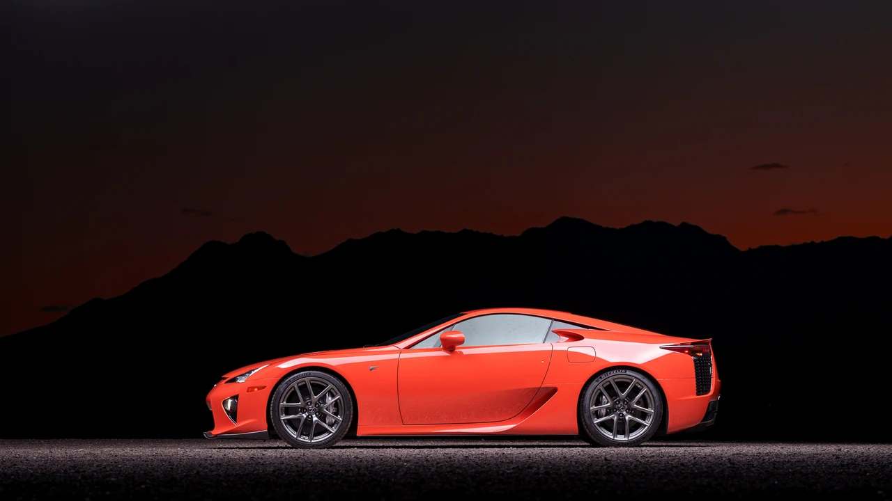2012 Lexus LFA - Image 30 of 31