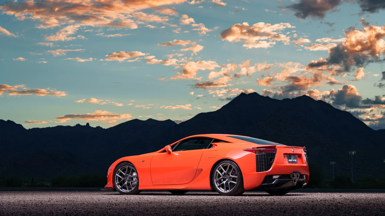 2012 Lexus LFA - Image 26 of 31