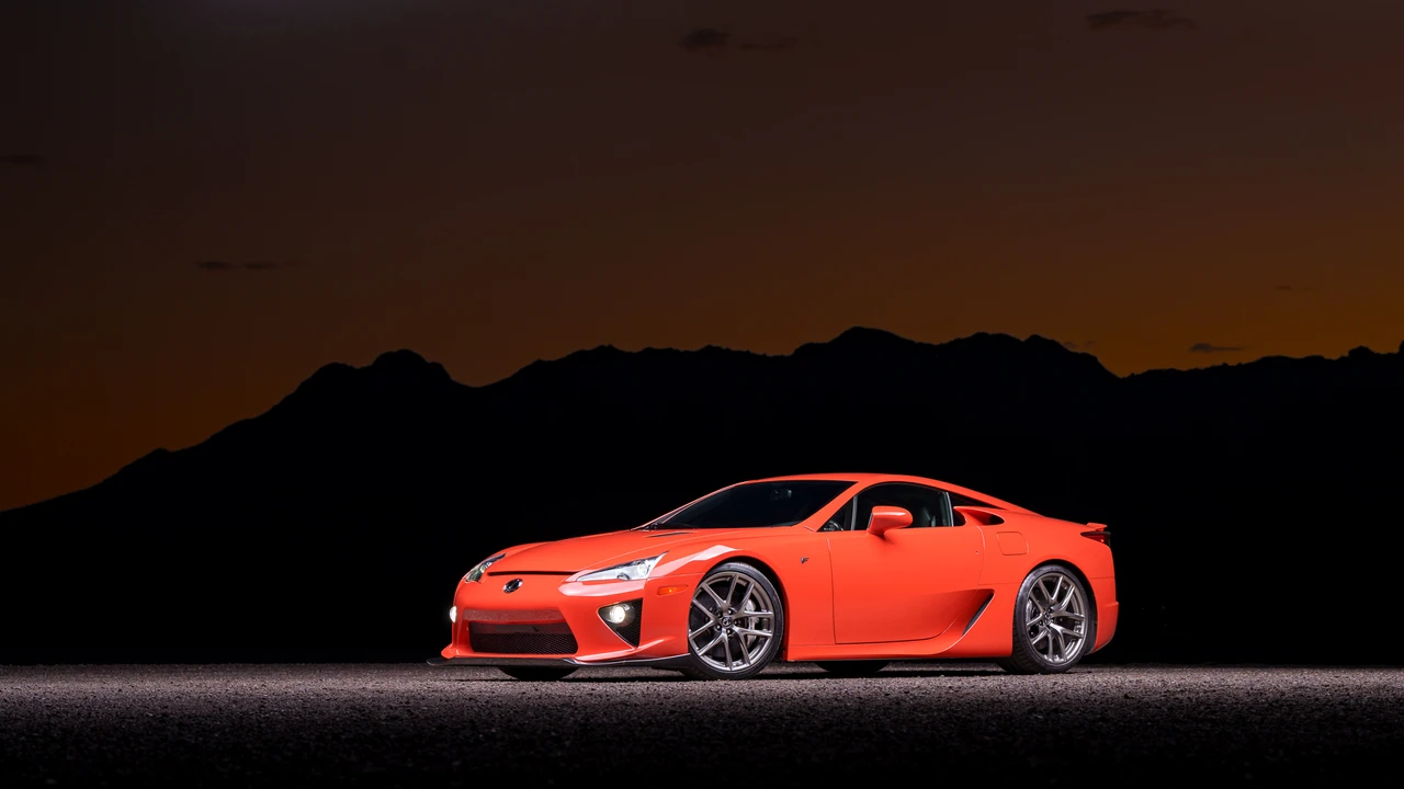 2012 Lexus LFA - Image 3 of 31