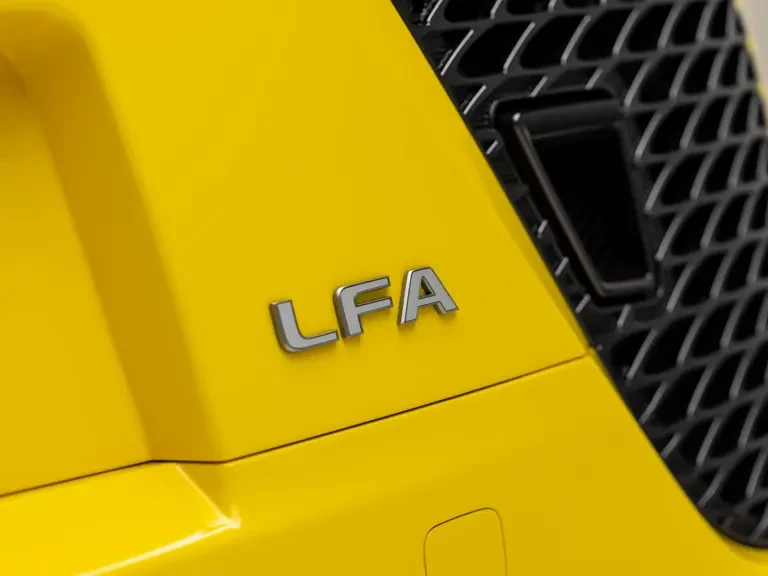 2012 Lexus LFA - Image 16 of 31