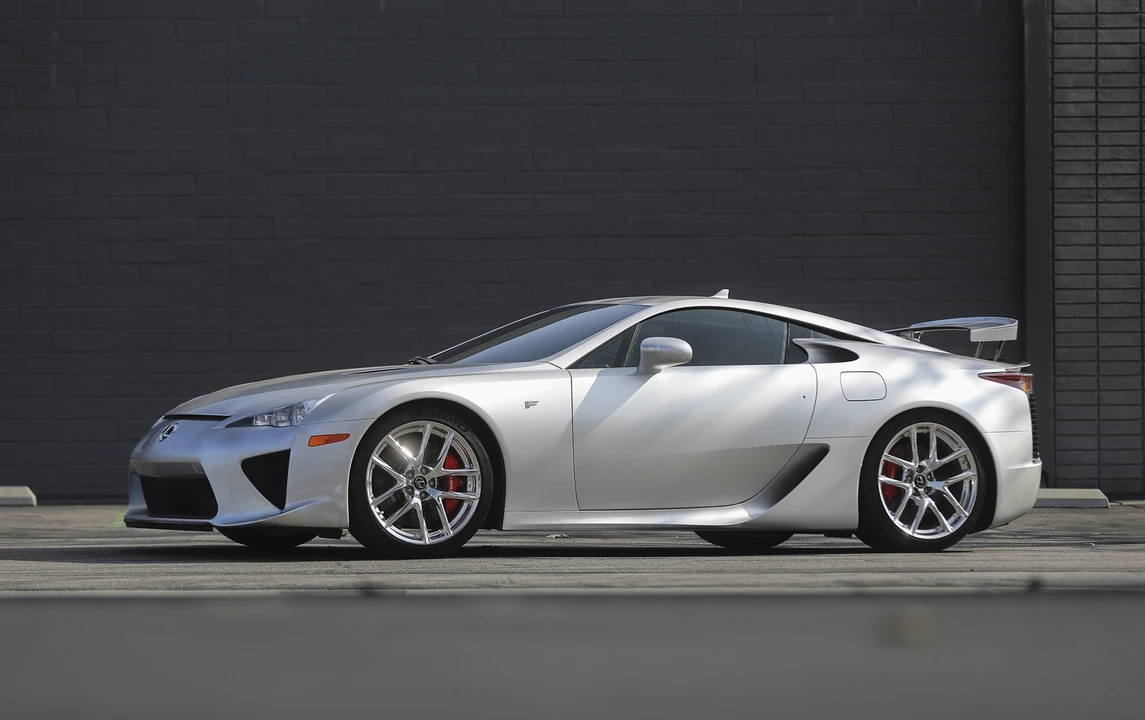 2012 Lexus LFA - Image 14 of 31