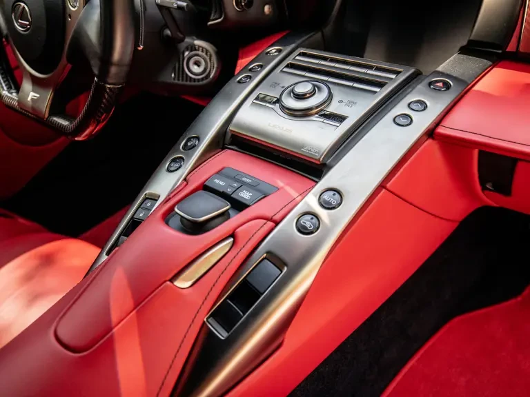 2012 Lexus LFA - Image 17 of 31
