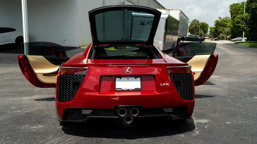 2012 Lexus LFA - Image 10 of 25