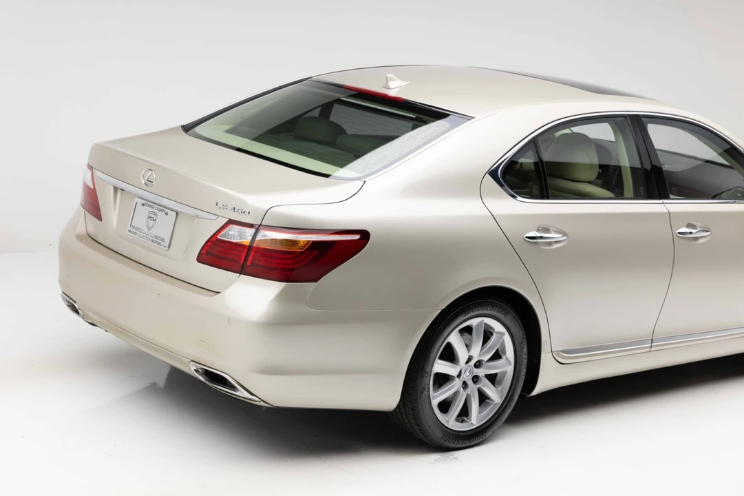 2012 Lexus LS 4th Gen - Image 27 of 31