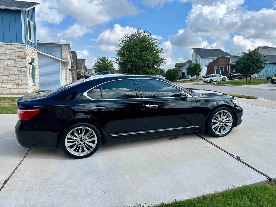 2012 Lexus LS 4th Gen - Image 5 of 14