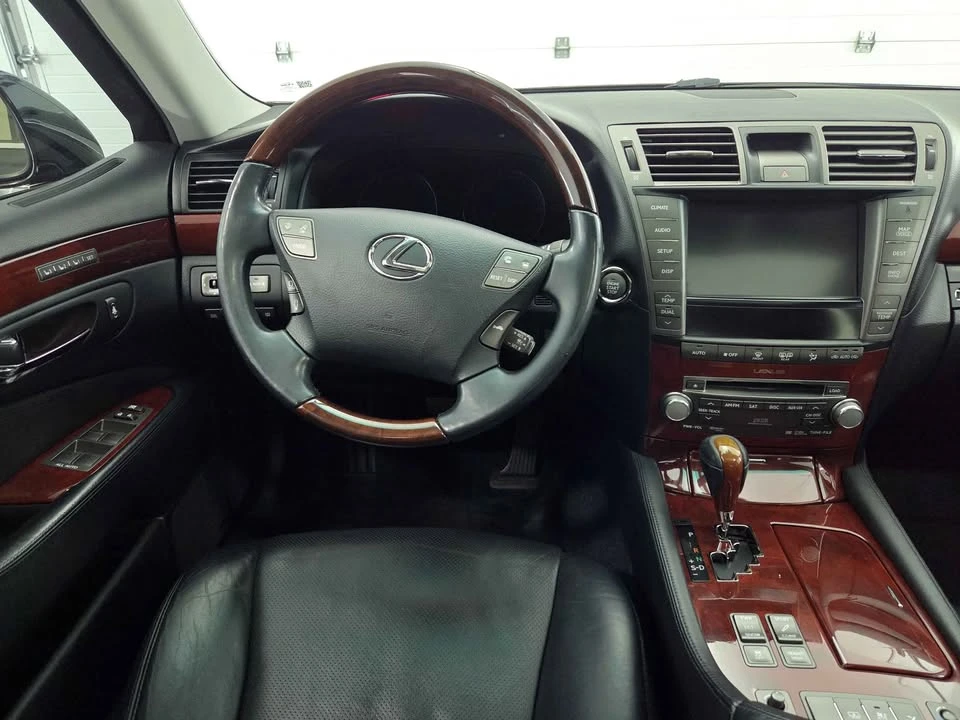 2012 Lexus LS 4th Gen - Image 12 of 14