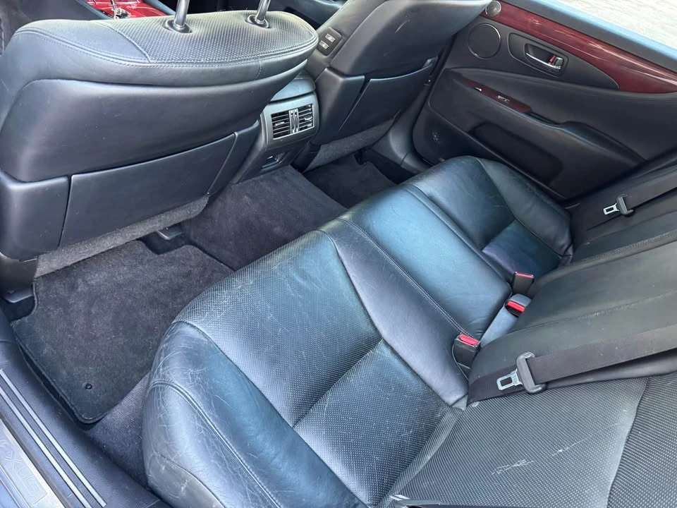 2012 Lexus LS 4th Gen - Image 8 of 9