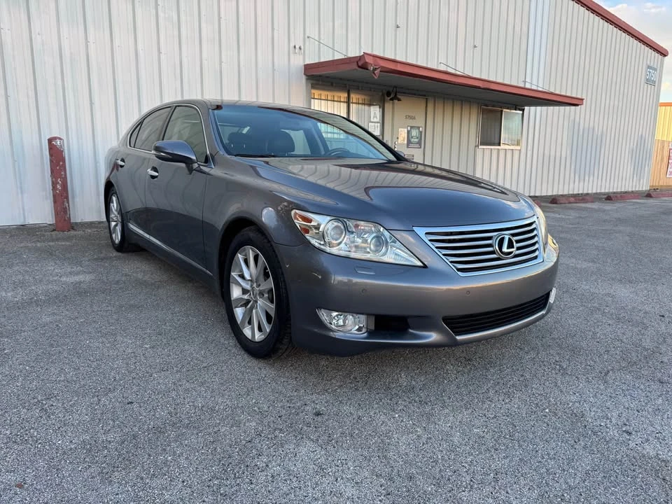 2012 Lexus LS 4th Gen - Image 2 of 9