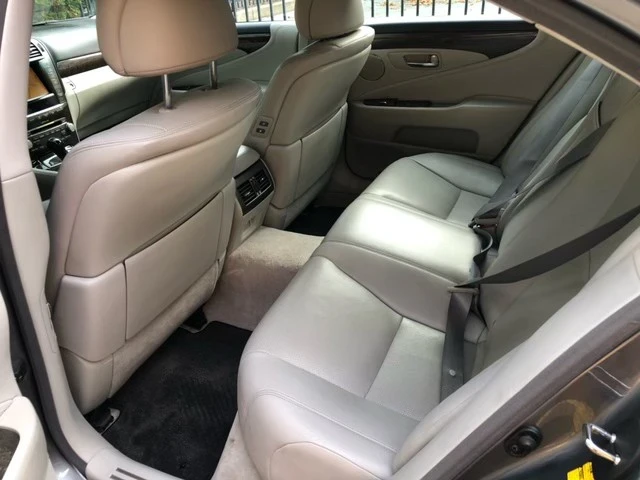 2012 Lexus LS 4th Gen - Image 10 of 10