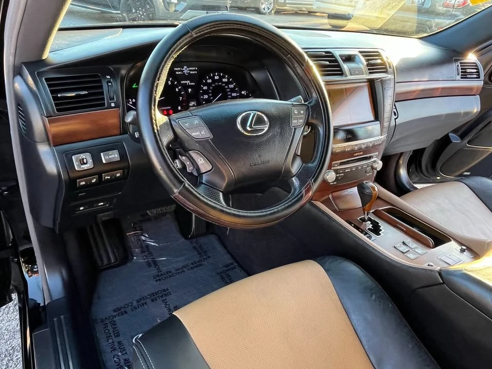 2012 Lexus LS 4th Gen - Image 15 of 20