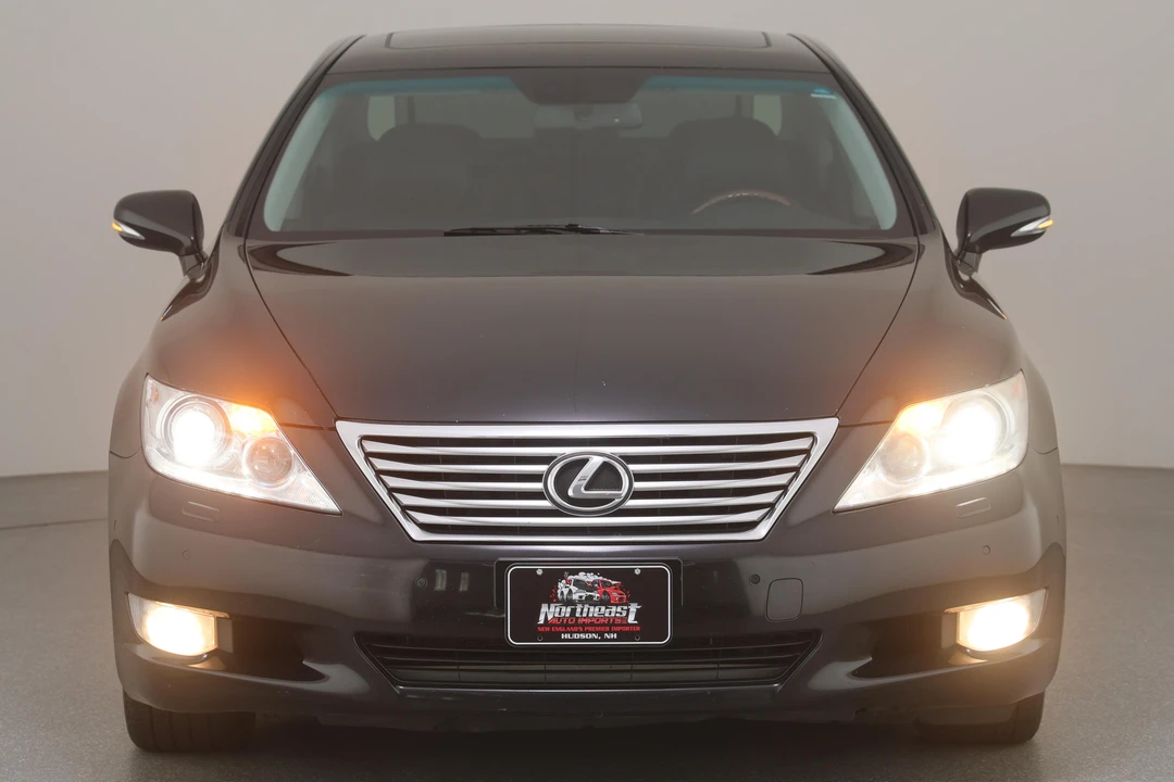 2012 Lexus LS 4th Gen - Image 2 of 31