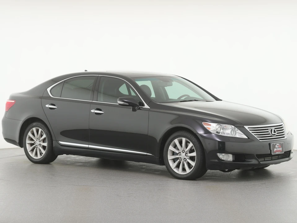 2012 Lexus LS 4th Gen - Image 11 of 31
