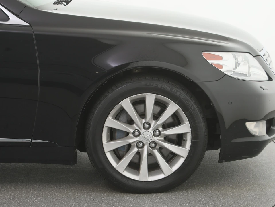 2012 Lexus LS 4th Gen - Image 30 of 31