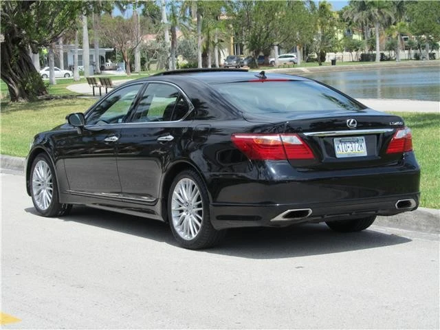 2012 Lexus LS 4th Gen - Image 3 of 12