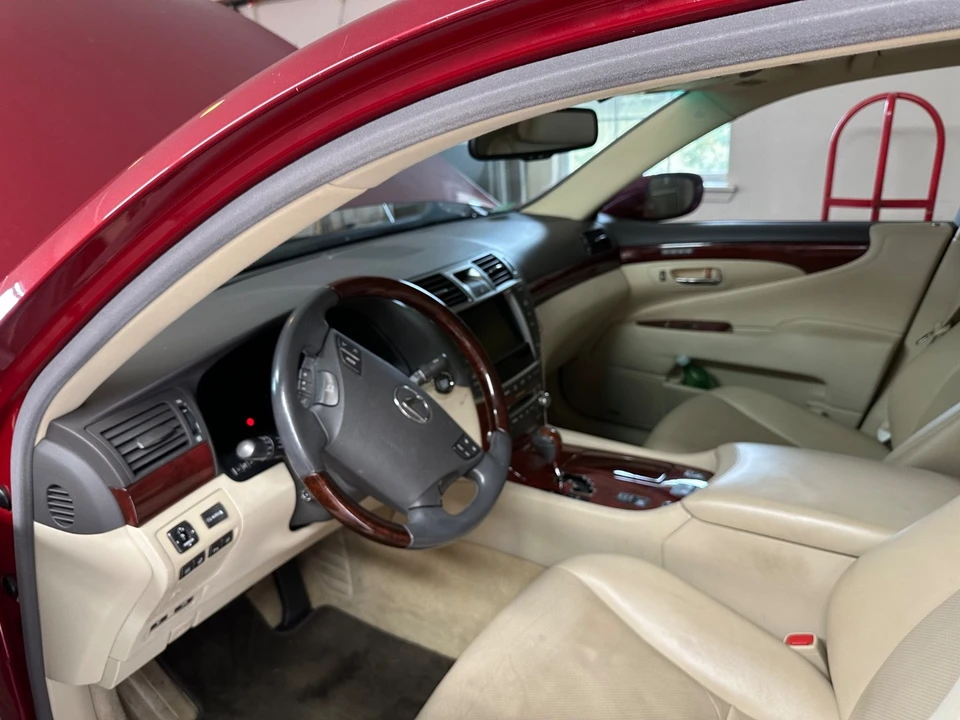2012 Lexus LS 4th Gen - Image 3 of 5